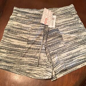 NWT small LuLaRoe Jessica shorts